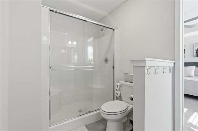 3517 SE Corbin Drive, Lee's Summit, MO 64082