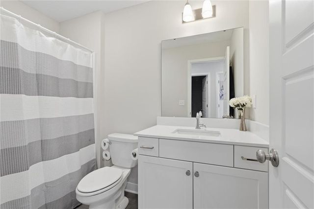 3517 SE Corbin Drive, Lee's Summit, MO 64082