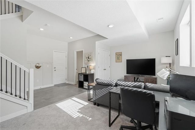 3517 SE Corbin Drive, Lee's Summit, MO 64082