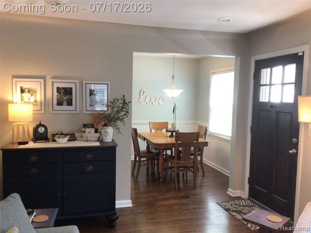 1921 N Connecticut Avenue, Royal Oak, MI 48073