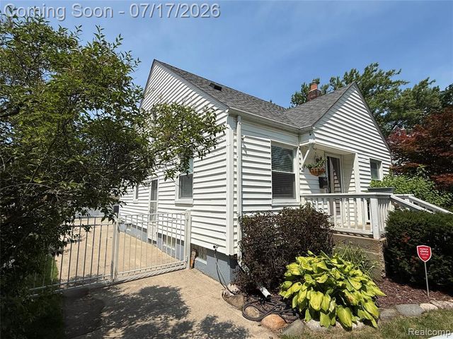1921 N Connecticut Avenue, Royal Oak, MI 48073
