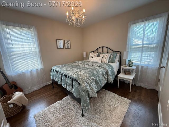 1921 N Connecticut Avenue, Royal Oak, MI 48073