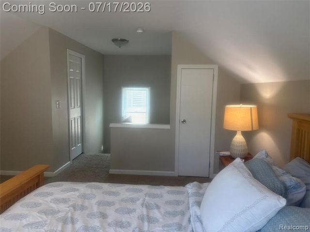 1921 N Connecticut Avenue, Royal Oak, MI 48073