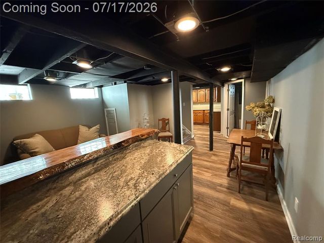 1921 N Connecticut Avenue, Royal Oak, MI 48073