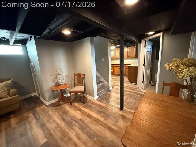 1921 N Connecticut Avenue, Royal Oak, MI 48073