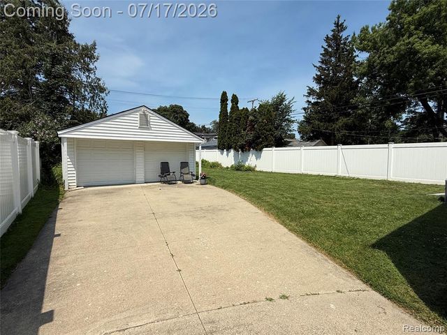 1921 N Connecticut Avenue, Royal Oak, MI 48073