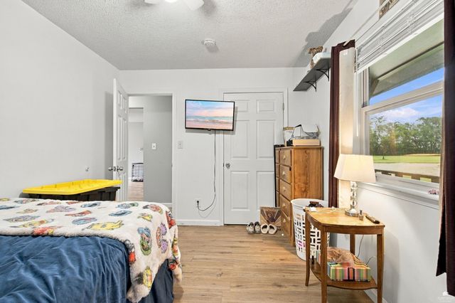 800 Brookwood Circle, Manhattan, KS 66502