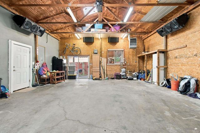 800 Brookwood Circle, Manhattan, KS 66502