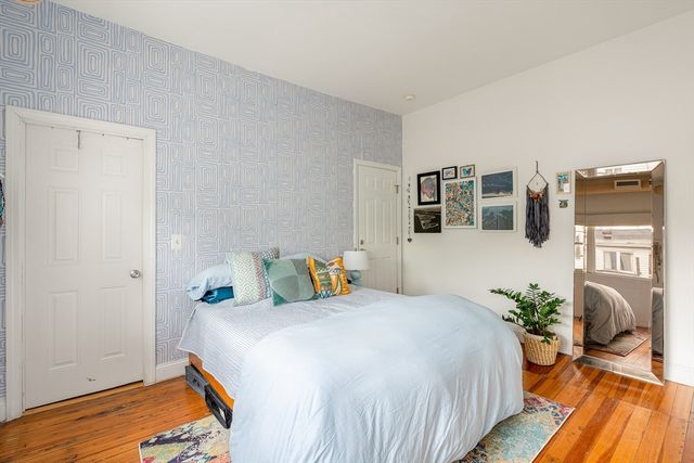 10 Cottage St 2, Boston, MA 02128