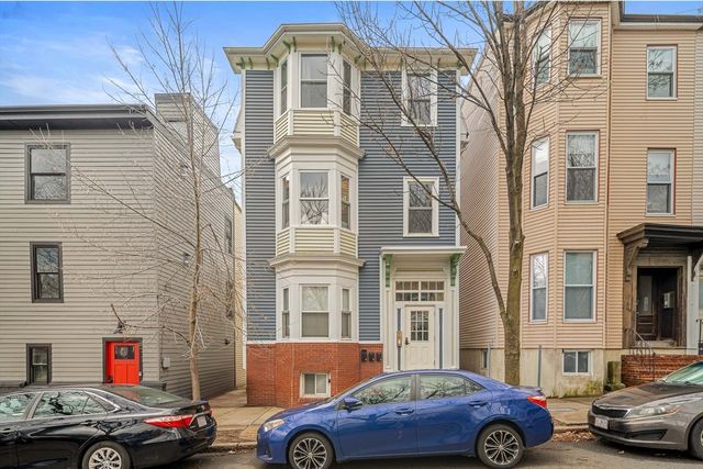 10 Cottage St 2, Boston, MA 02128