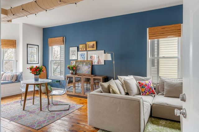 10 Cottage St 2, Boston, MA 02128