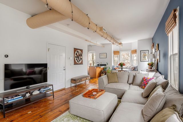 10 Cottage St 2, Boston, MA 02128