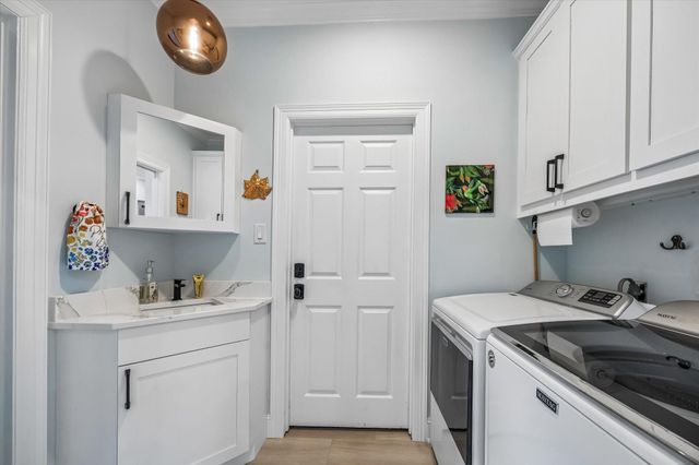 2205 Creekwood Lane, Brenham, TX 77833