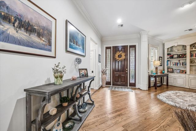 2205 Creekwood Lane, Brenham, TX 77833