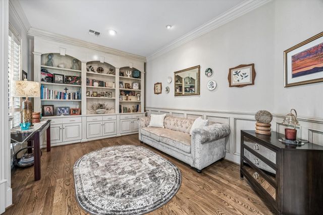 2205 Creekwood Lane, Brenham, TX 77833