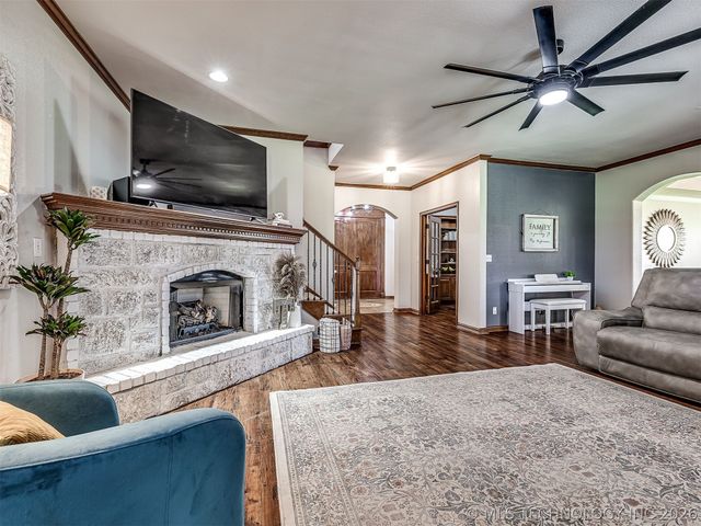8255 N 70th East Court, Owasso, OK 74055