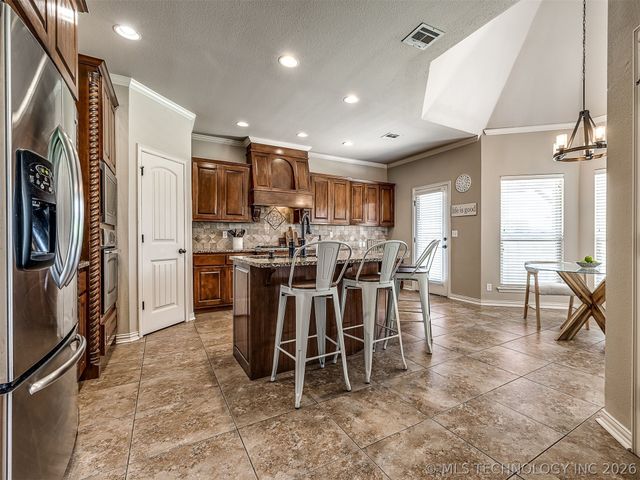 8255 N 70th East Court, Owasso, OK 74055