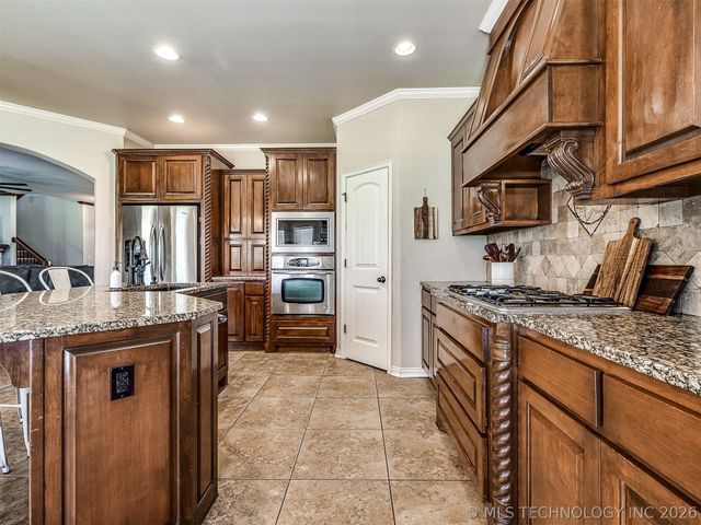 8255 N 70th East Court, Owasso, OK 74055