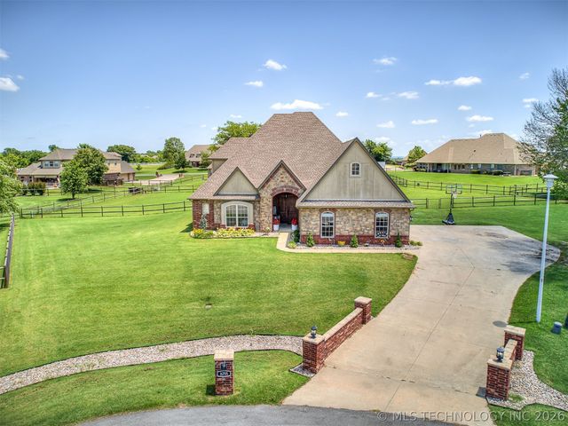 8255 N 70th East Court, Owasso, OK 74055