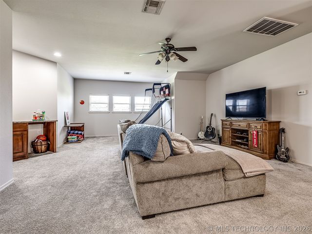 8255 N 70th East Court, Owasso, OK 74055