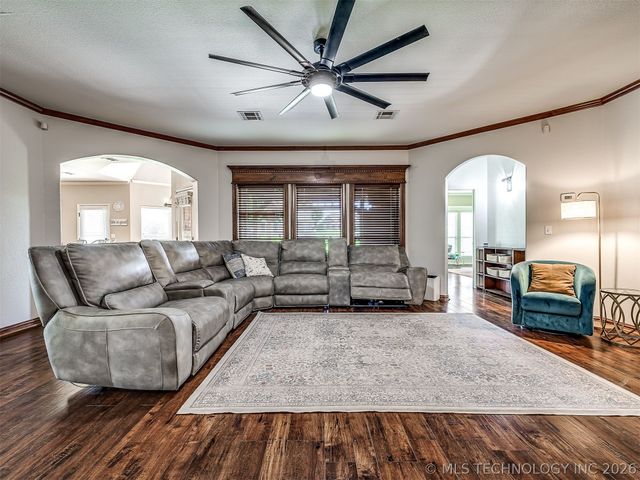 8255 N 70th East Court, Owasso, OK 74055