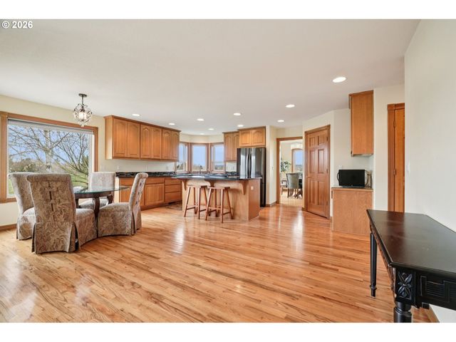 940 EXPLORER Ave, Molalla, OR 97038