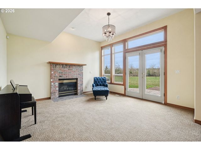 940 EXPLORER Ave, Molalla, OR 97038