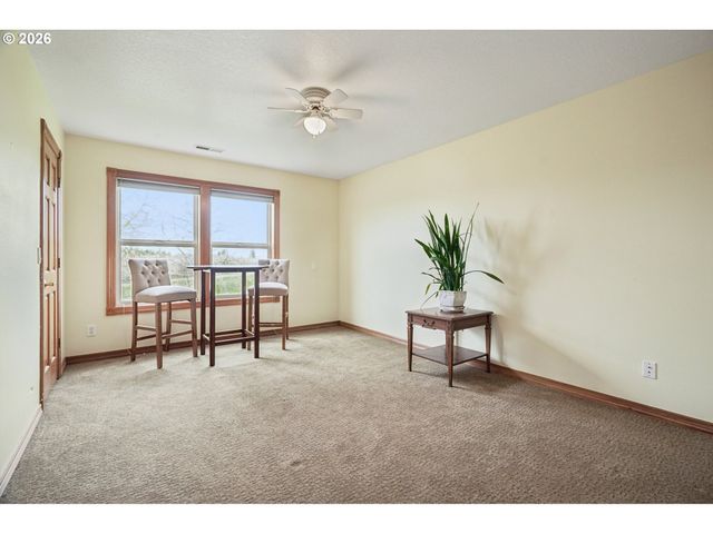 940 EXPLORER Ave, Molalla, OR 97038