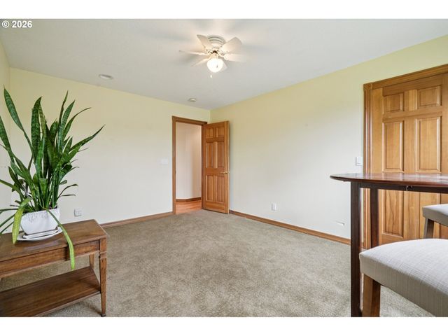 940 EXPLORER Ave, Molalla, OR 97038