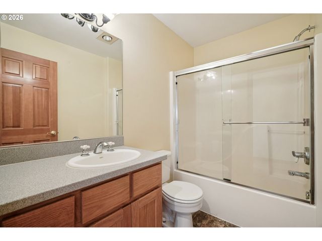 940 EXPLORER Ave, Molalla, OR 97038