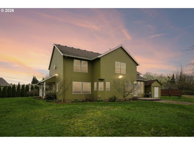 940 EXPLORER Ave, Molalla, OR 97038