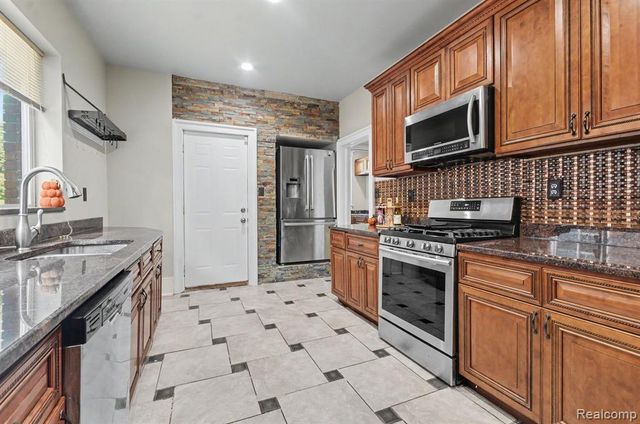 1646 Chicago Boulevard, Detroit, MI 48206
