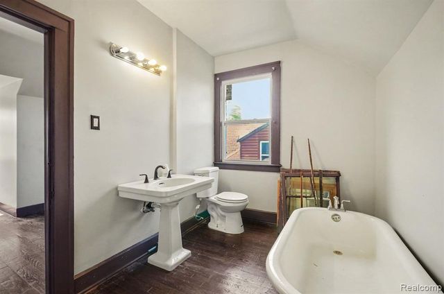 1646 Chicago Boulevard, Detroit, MI 48206