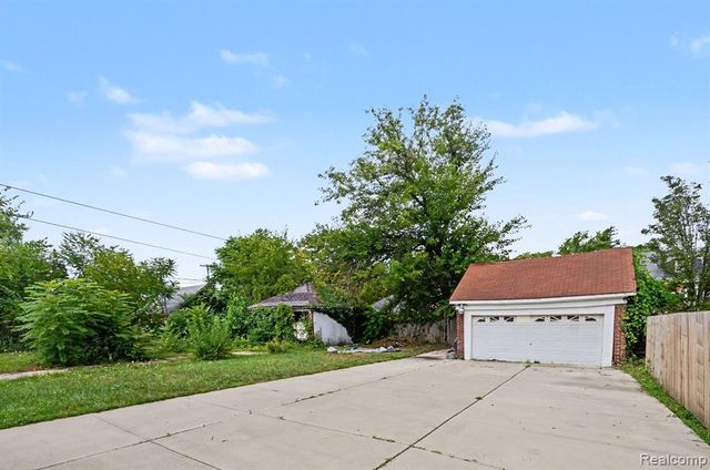 1646 Chicago Boulevard, Detroit, MI 48206