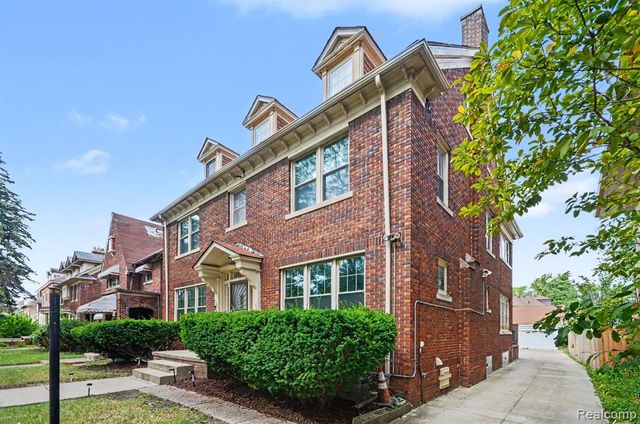 1646 Chicago Boulevard, Detroit, MI 48206