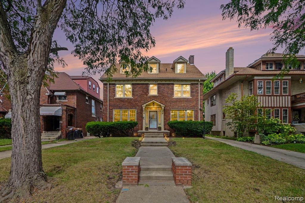 1646 Chicago Boulevard, Detroit, MI 48206