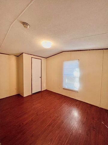 304 Wildwind Street, Gun Barrel City, TX 75156