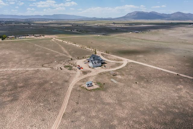 420 BASSETT Boulevard, Edgewood, NM 87015