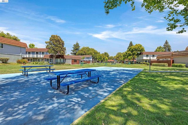 3153 Cochise Way, Pleasanton, CA 94588