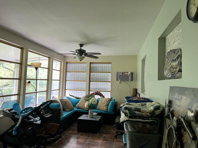 915 Riverwood Lane, Jupiter, FL 33458