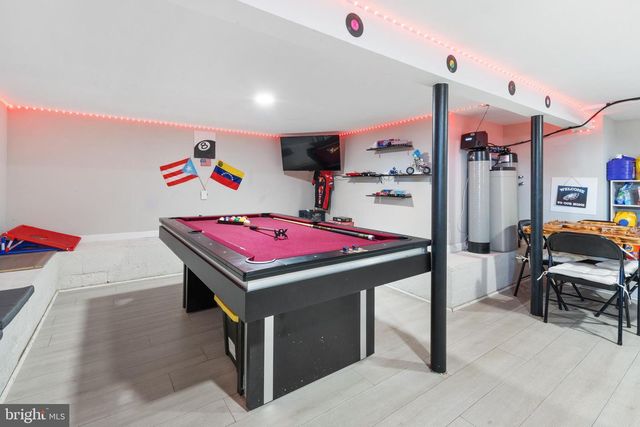 25 LATIMER WAY, Burlington, NJ 08016