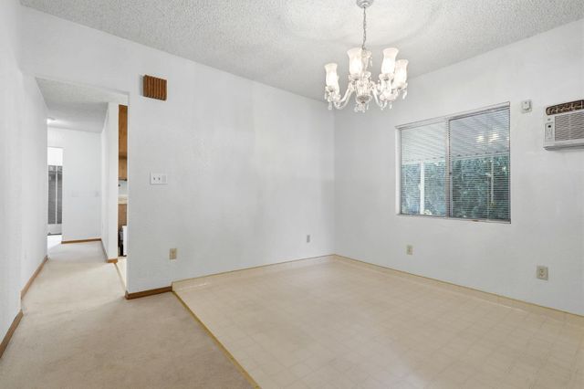 509 West Avenue, Sanger, CA 93657