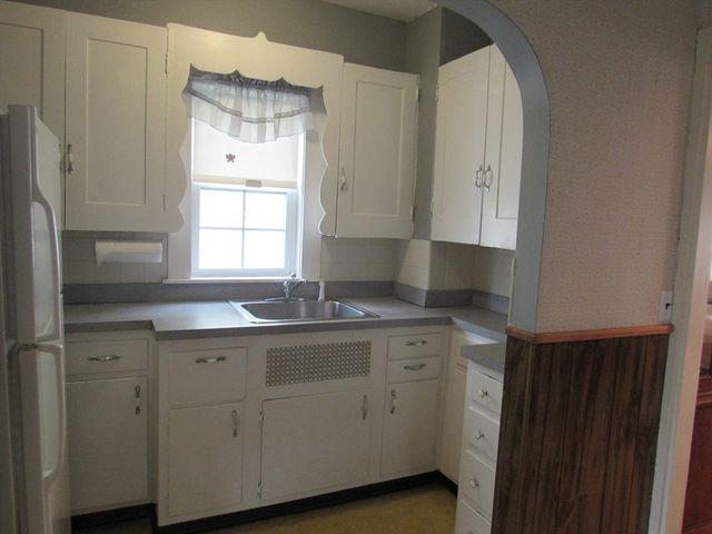 260 Newbury Ave, Quincy, MA 02171