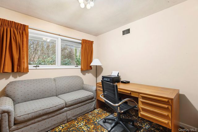 41 Spring Hollow Road, Centerport, NY 11721