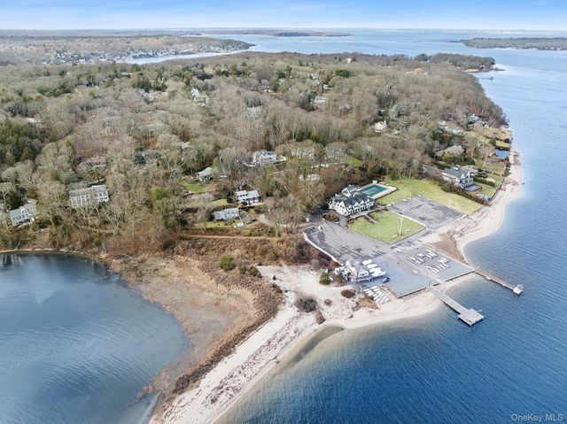 41 Spring Hollow Road, Centerport, NY 11721