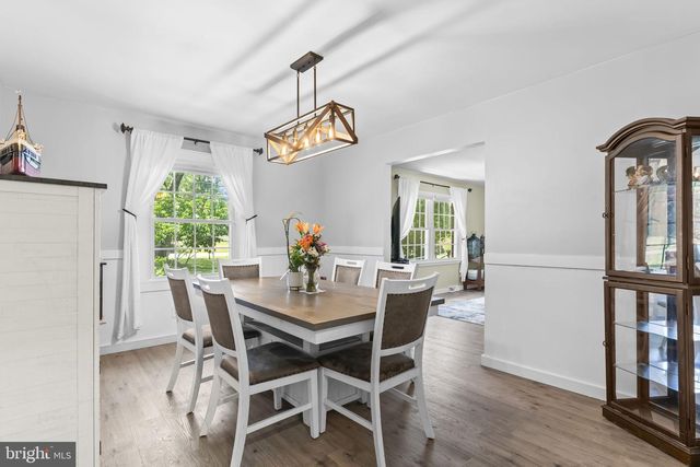 8221 HICKORY DR, King George, VA 22485