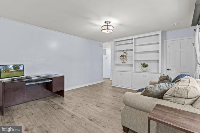 8221 HICKORY DR, King George, VA 22485