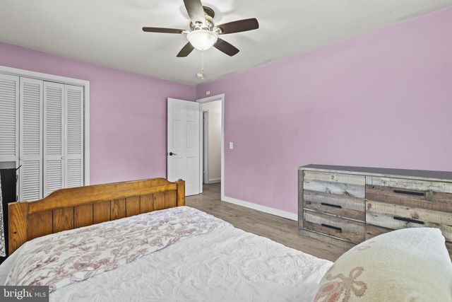 8221 HICKORY DR, King George, VA 22485