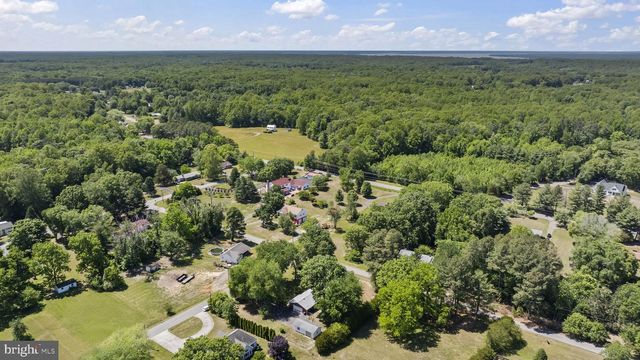8221 HICKORY DR, King George, VA 22485