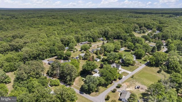 8221 HICKORY DR, King George, VA 22485
